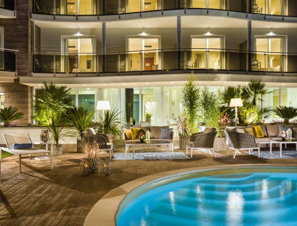 Grand Hotel Pietra Ligure photo 4