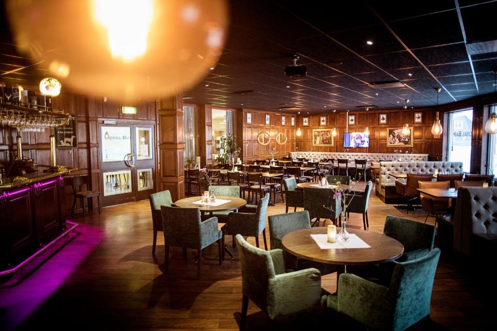 First Hotel Royal photo 1