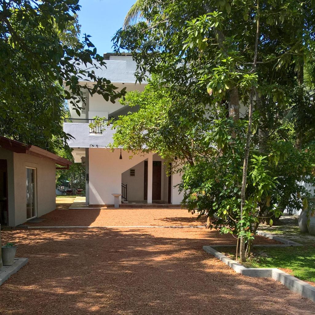 villa layanga - riverside guestrooms photo 4