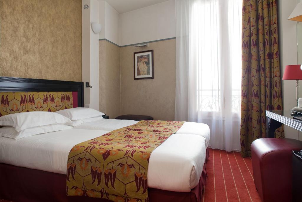 Двухместный (Классический двухместный номер с 1 кроватью), Hotel Eiffel Seine