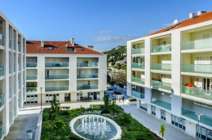 Beachfront Luxury Complex 2BD Sunset Apartment photo 2