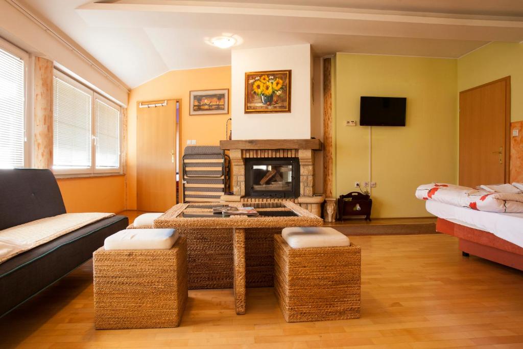 Guest House Čelan photo 1
