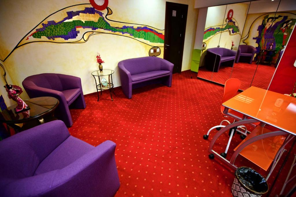 Двухместный (Улучшенный номер с кроватью размера «queen-size»), Grand Pier Hotel Old Town