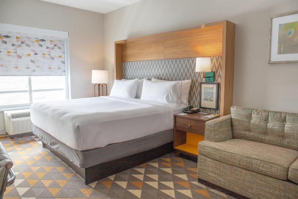 Holiday Inn Toledo - Maumee I-80/90, an IHG Hotel photo 4