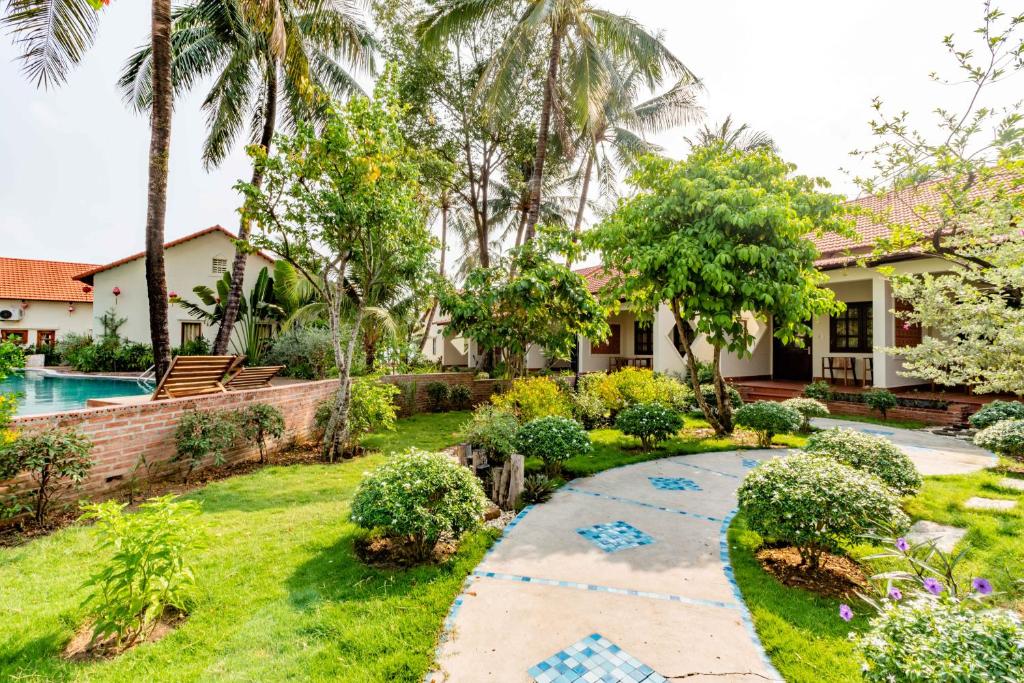 Hula Hula Beachfront Phu Quoc