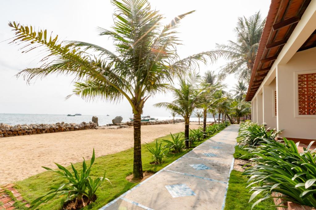 Hula Hula Beachfront Phu Quoc