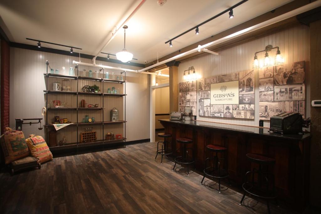 Gibson's Warehouse photo 3
