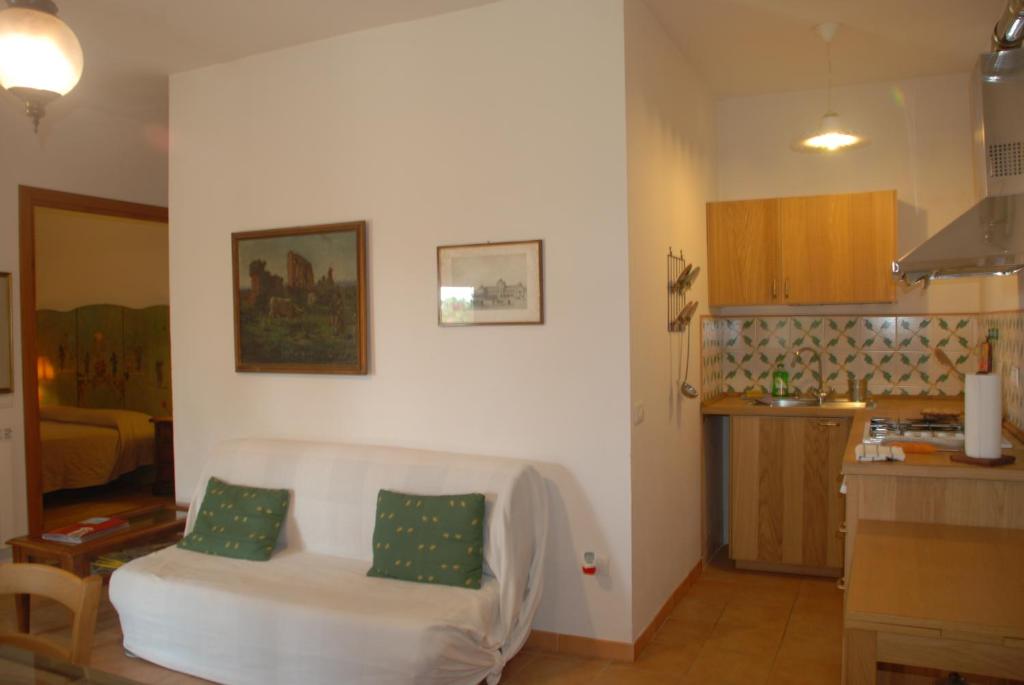 Silence and relaxation for families and couples in the countryside of Umbria photo 3