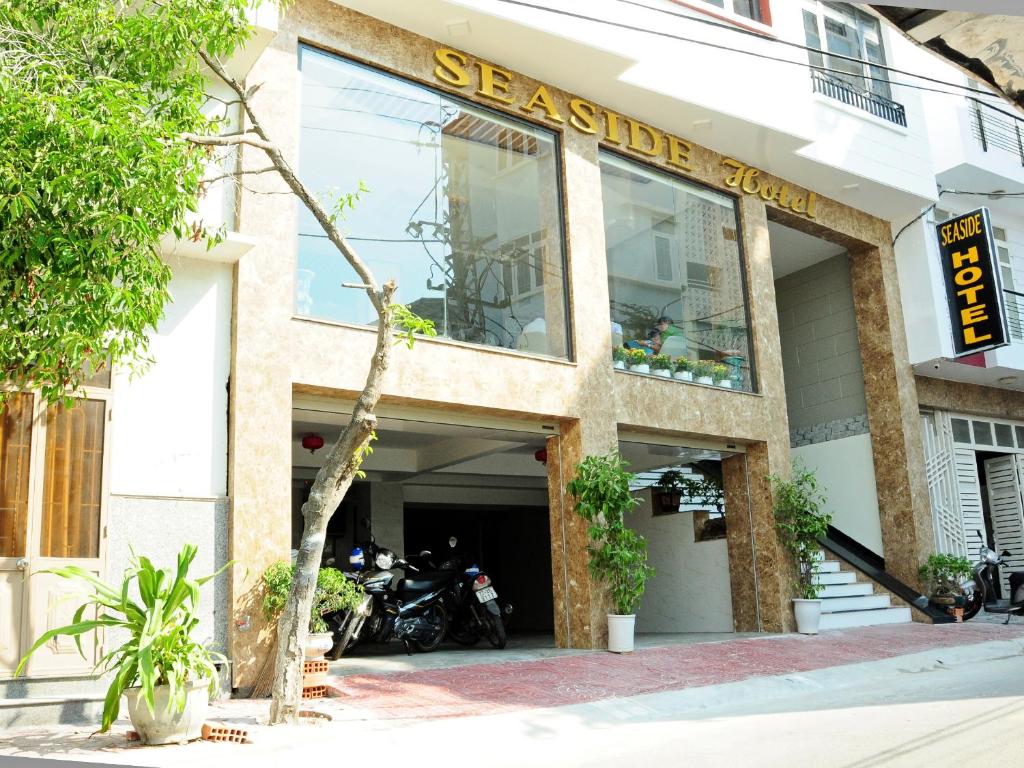 SEASIDE HOTEL