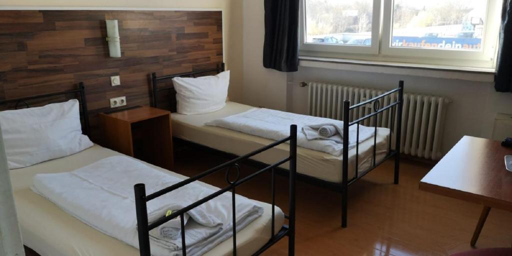 Двухместный (Двухместный номер с 1 кроватью и общей ванной комнатой), GZ Hostel Bonn