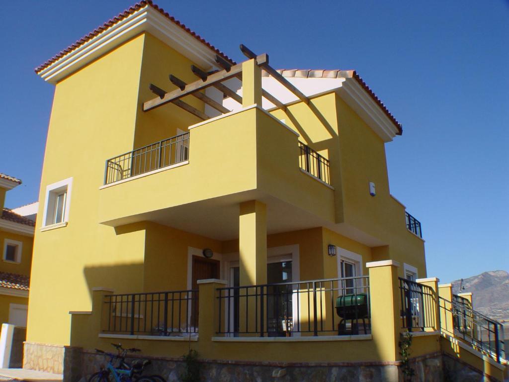 Hondon-Villa photo 1