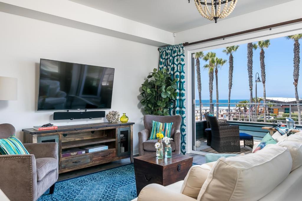 Ocean View 3 Bedrooms Condo, just steps from the park, pier & water! photo 1