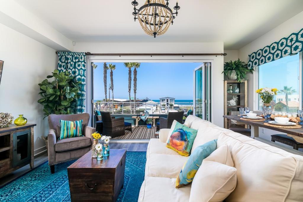 Ocean View 3 Bedrooms Condo, just steps from the park, pier & water! image