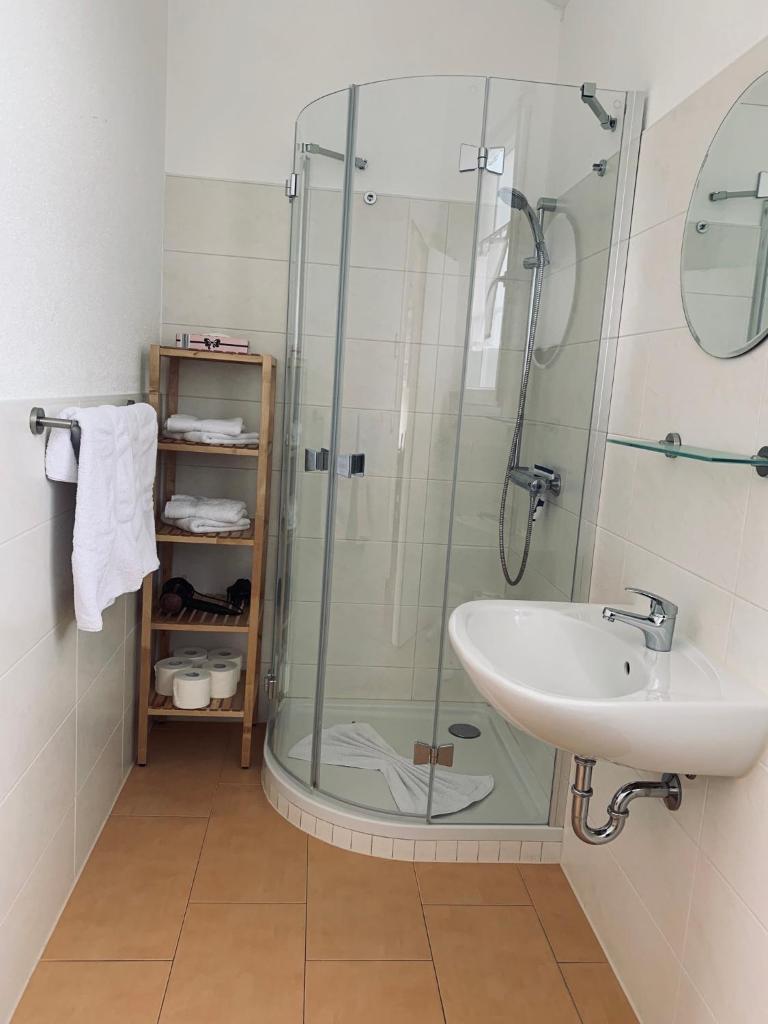 Апартаменты (Апартаменты (на 4-6 взрослых)), Apartment - Pension Marianna