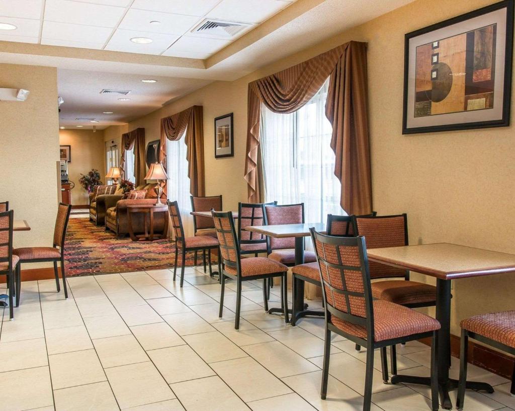Quality Inn Near Interstate I94 photo 2