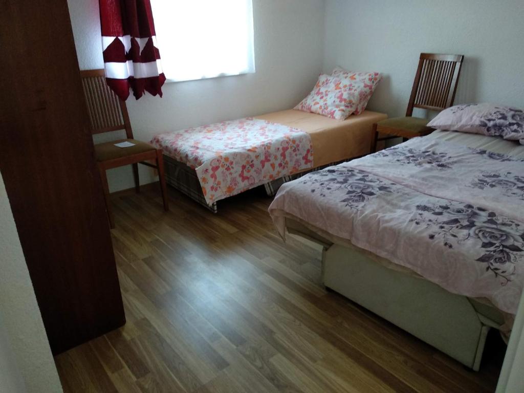 Family House Near Motorway 6 Guests 3 Bedrooms photo 4