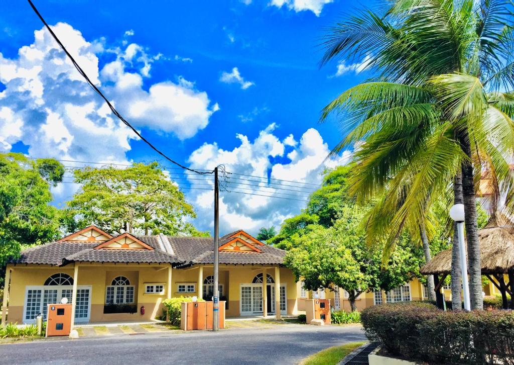 Rumbia Resort Villa Paka photo 1