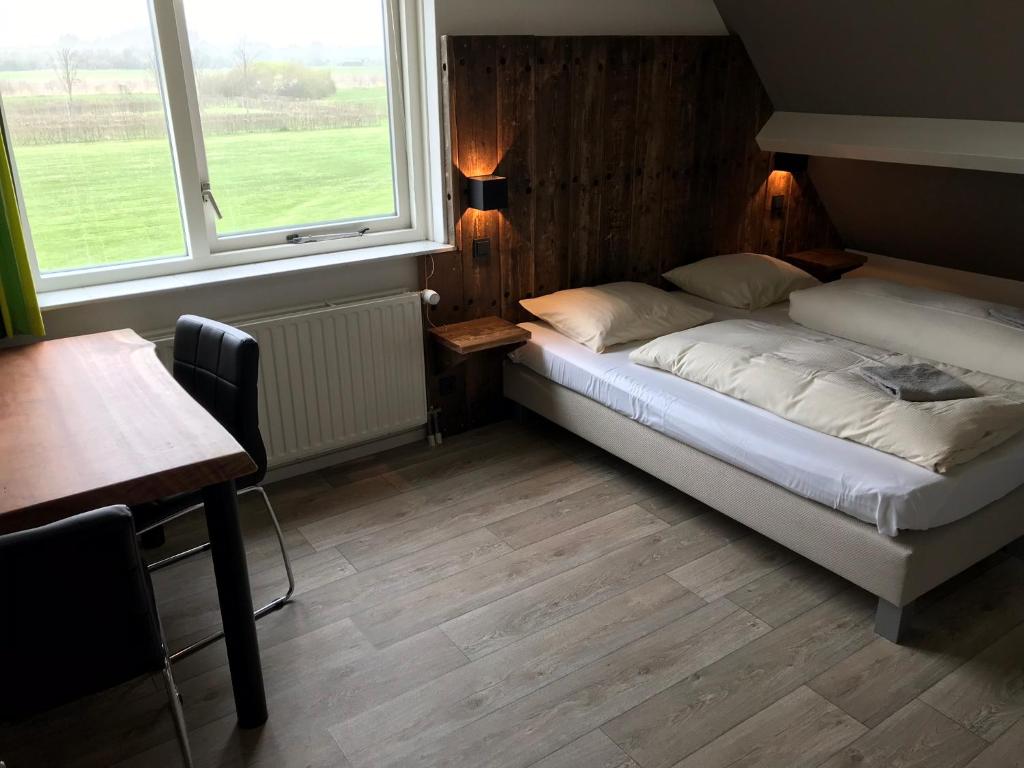 Hofstede Elzenoord photo 1