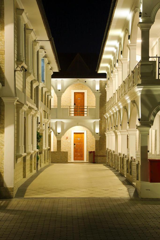 K.C Residence photo 3