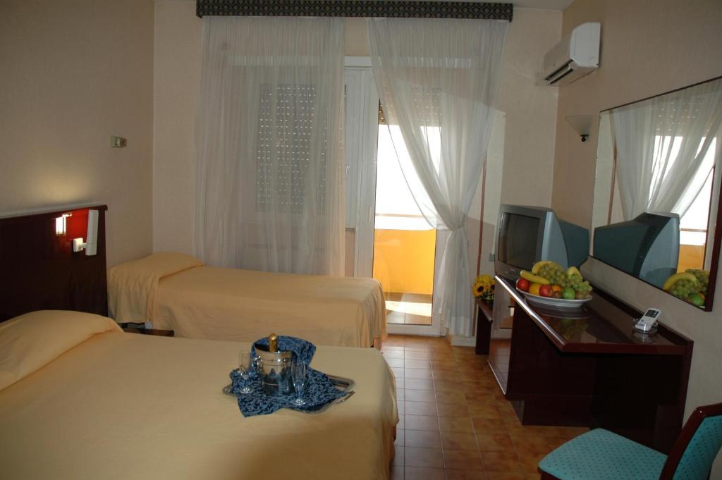 Grand Hotel Dei Cesari Dependance photo 4