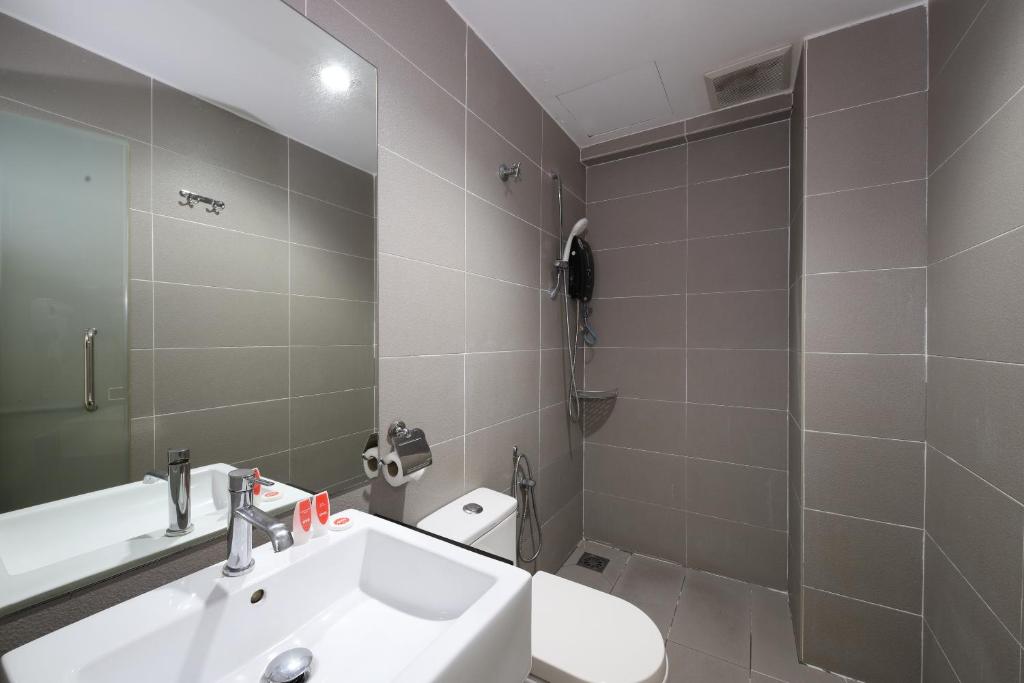 Двухместный (Двухместный номер Делюкс с 1 кроватью), V Garden Hotel