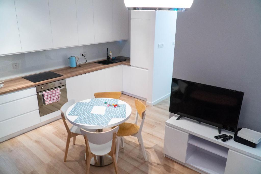 Апартаменты (Апартаменты), Inceety Studio