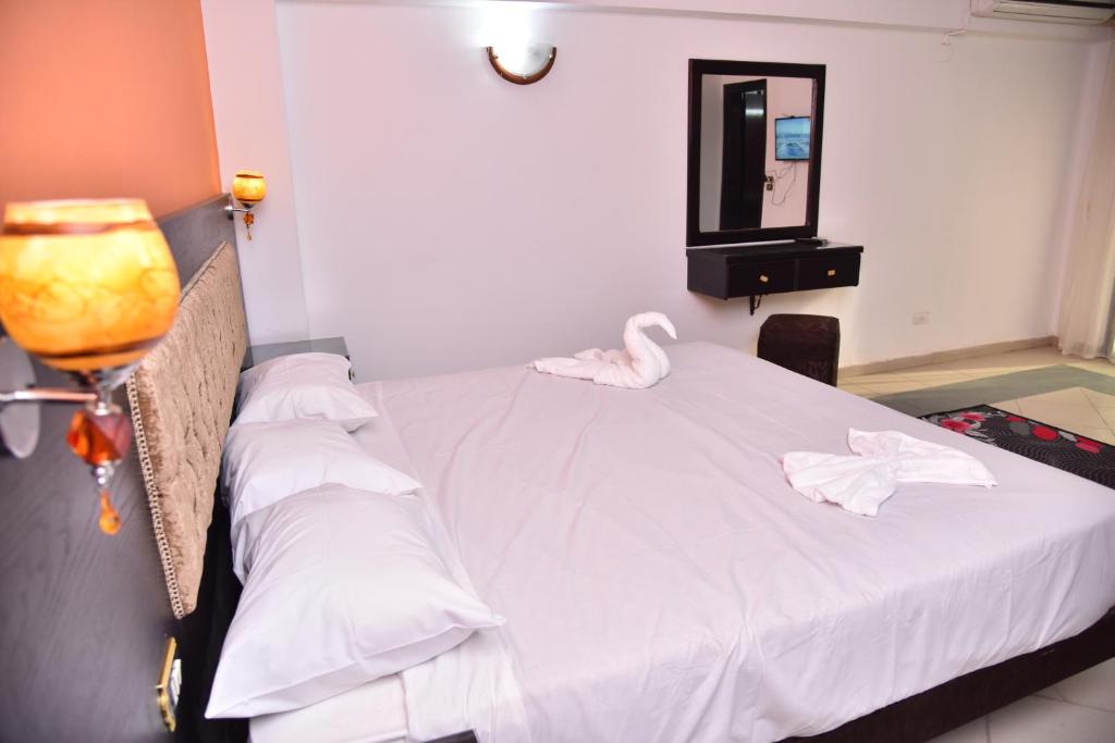 Двухместный (Special offer - double room - Egyptian & residence only), Royal Pyramids Hotel