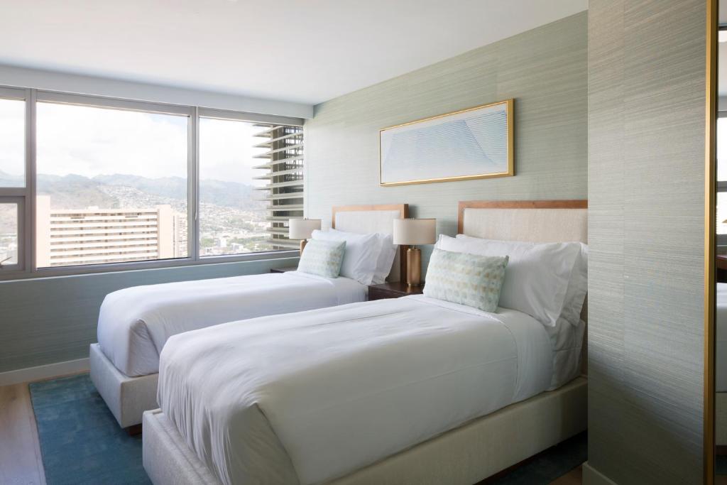 Сьюит (Люкс в пентхаусе с 3 спальнями), Real Select at The Ritz-Carlton Residences, Waikiki Beach