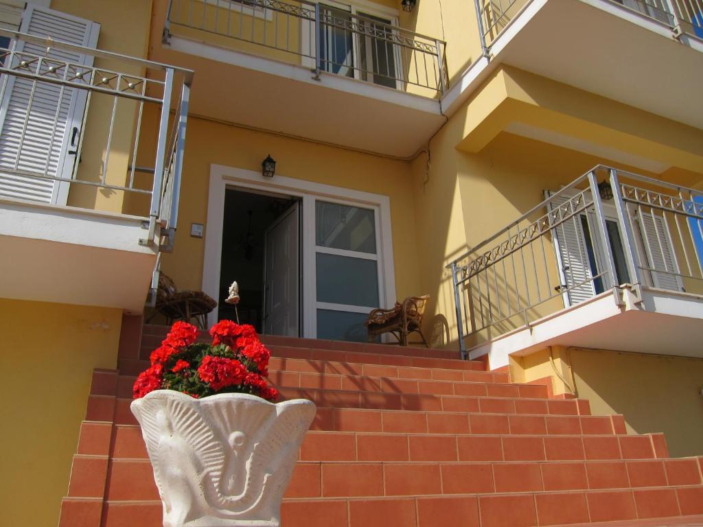 Baladinos Apartments photo 2