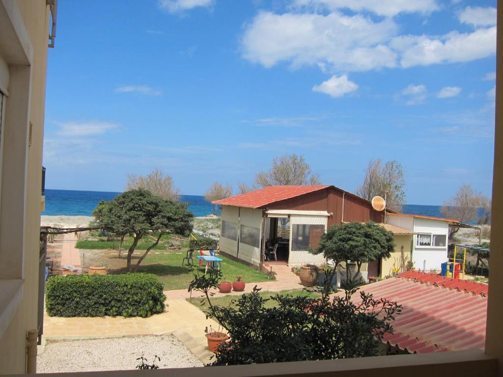 Baladinos Apartments photo 4