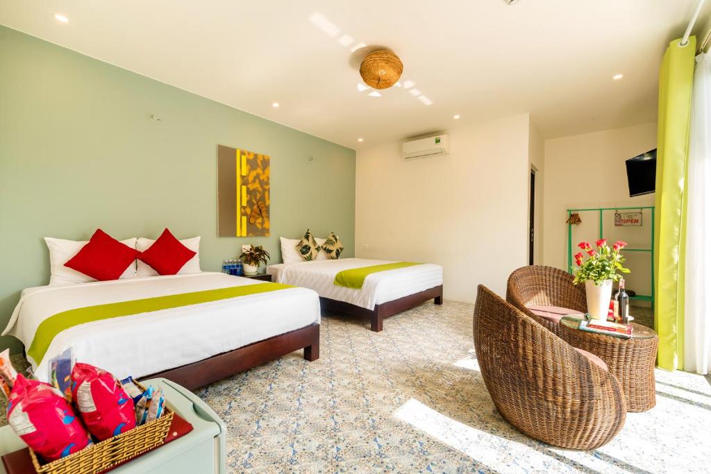 Sunny Riverside Homestay