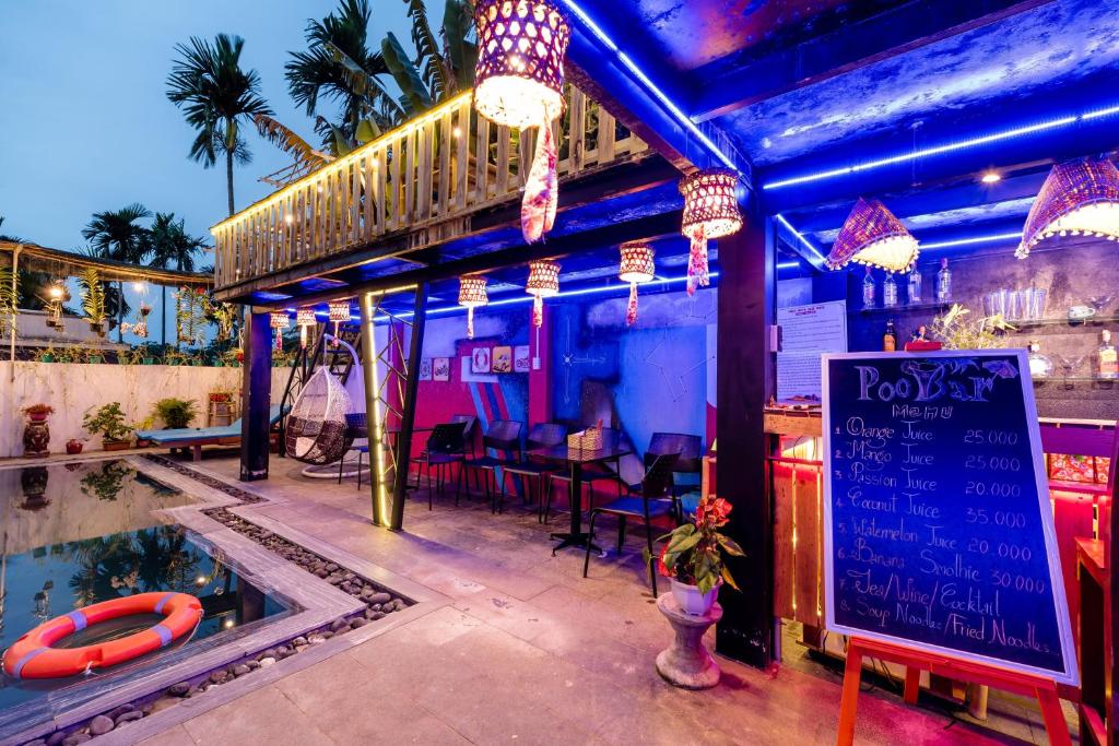 Sunny Riverside Homestay