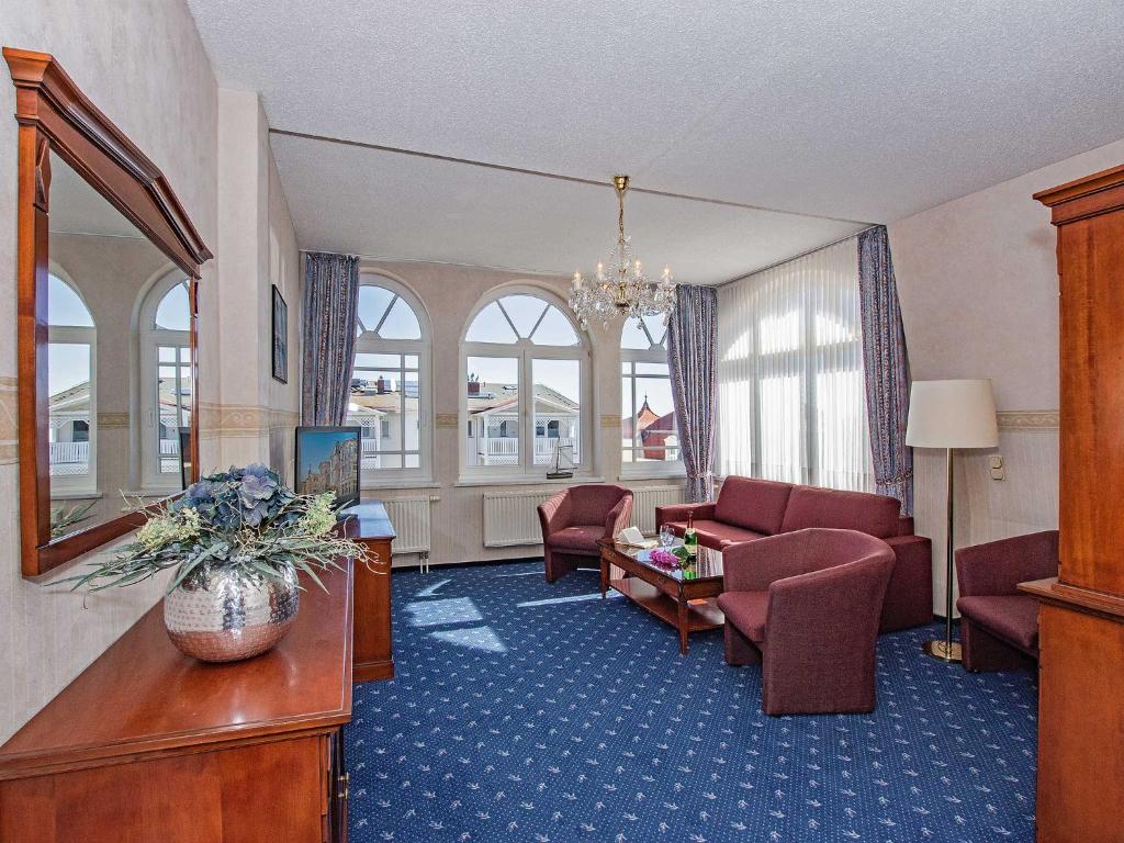 Villa Sommerfreude Room Type - Two-Bedroom Apartment with Sea View - Second Floor right