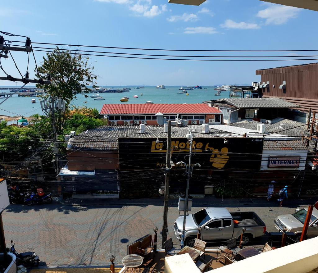 Двухместный (Большой двухместный номер с 1 кроватью), La Fontaine Walking Street Pattaya