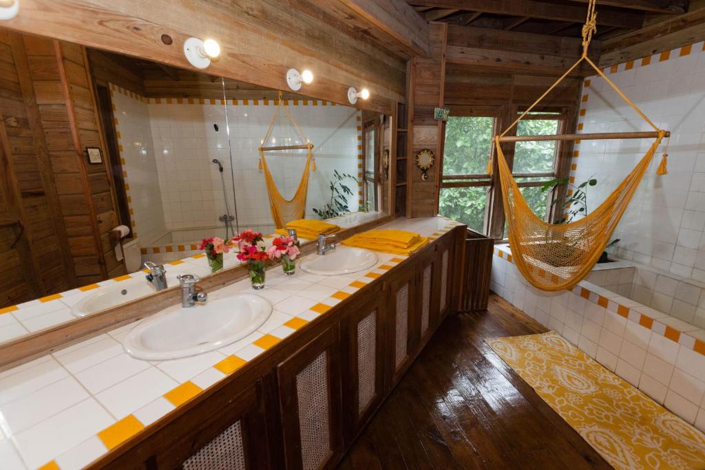 Roatan Bed & Breakfast Apartments photo 2