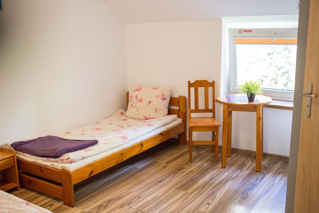 Двухместный (Двухместный номер с 2 отдельными кроватями), Hotelik Okęcie 39