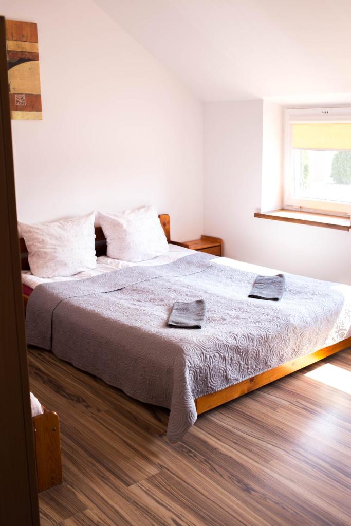 Четырехместный (Классический четырехместный номер), Hotelik Okęcie 39
