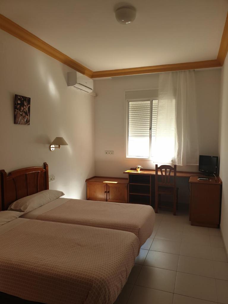 Двухместный (Бюджетный двухместный номер с 1 кроватью), HOTEL VILLADUCAL