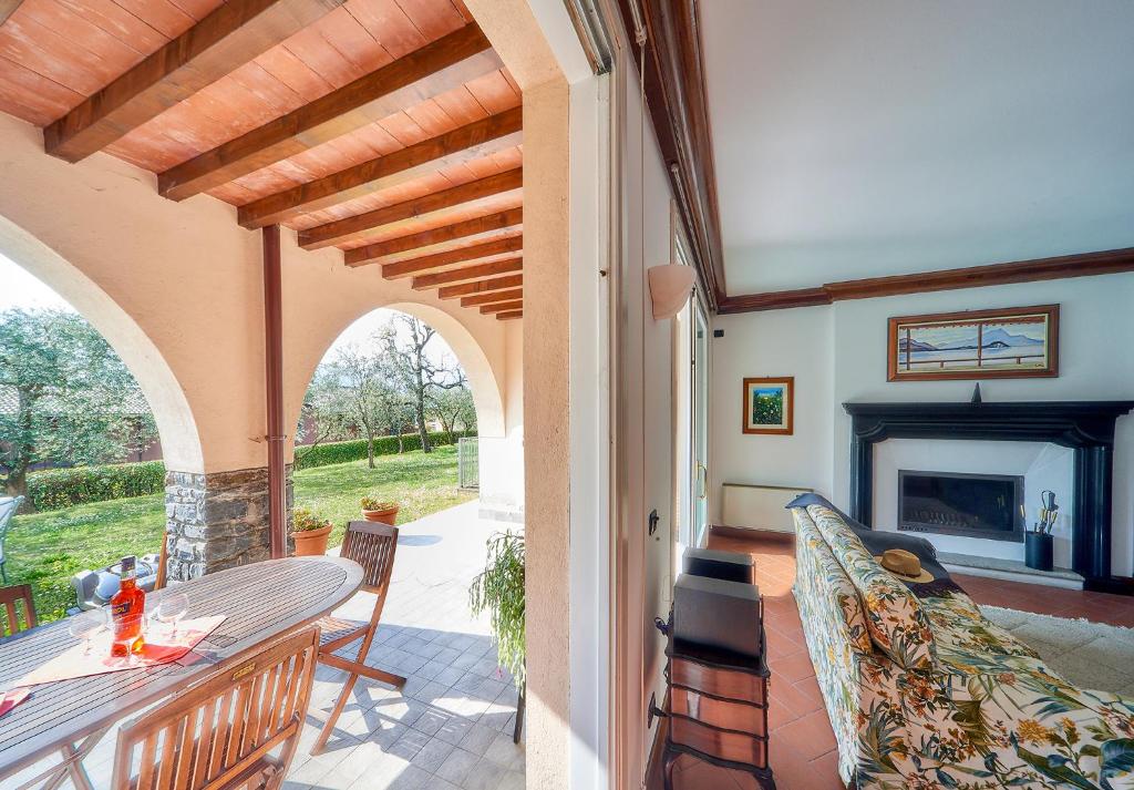 Breezeway Home photo 4