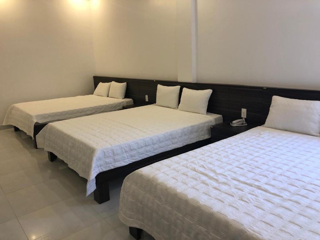 Ngoc Lan Hotel and Coffee