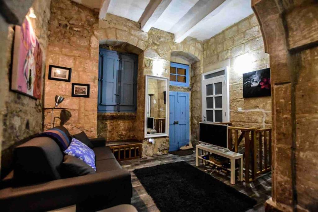 Historic Townhouse in Birgu Center photo 4