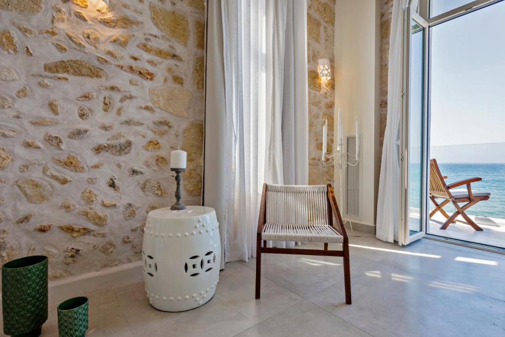 Двухместный (Двухуровневый люкс с видом на море), Thalassa Boutique Hotel