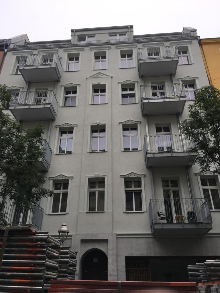 Magnificent turn of century flat (legal) photo 1