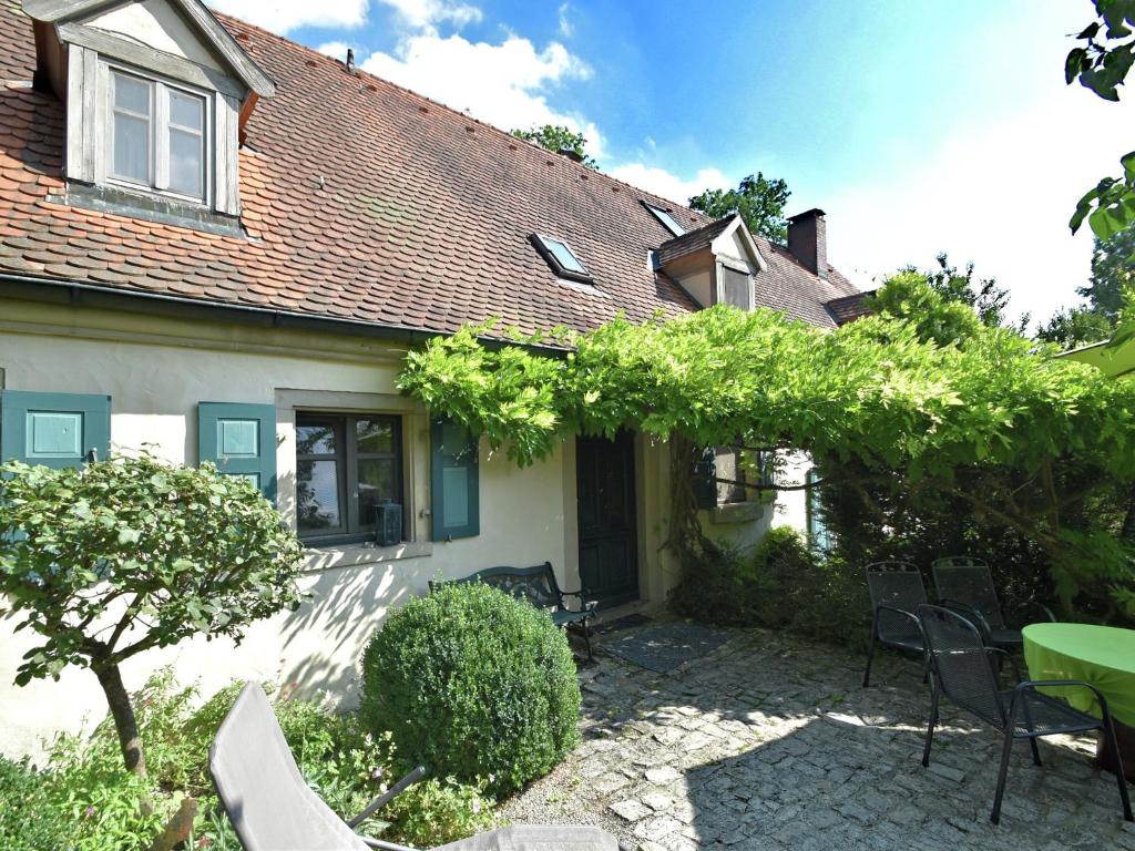 Cosy holiday home with gazebo on the edge of the forest photo 2