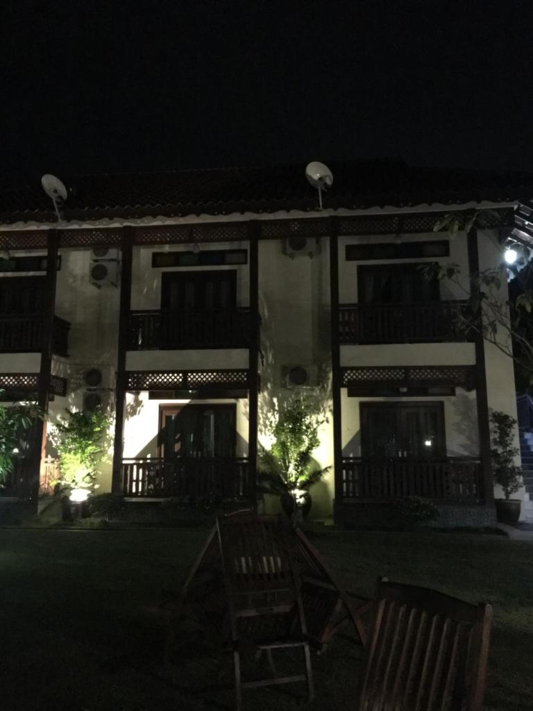 Номер (Улучшенное шале), Singgahsana Villa