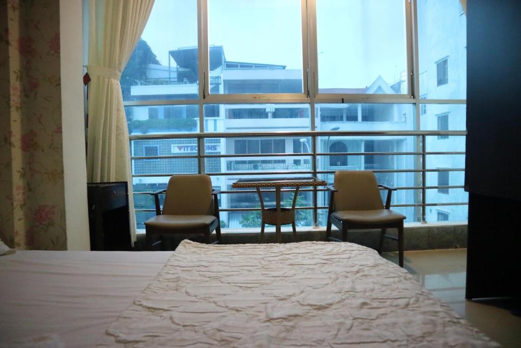 Двухместный (Номер с кроватью размера «queen-size»), Kim Long hotel