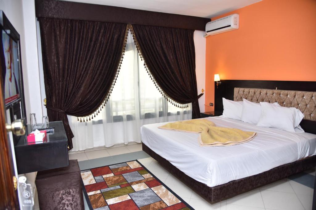Двухместный (Special offer - single room - Egyptian & residence only), Royal Pyramids Hotel