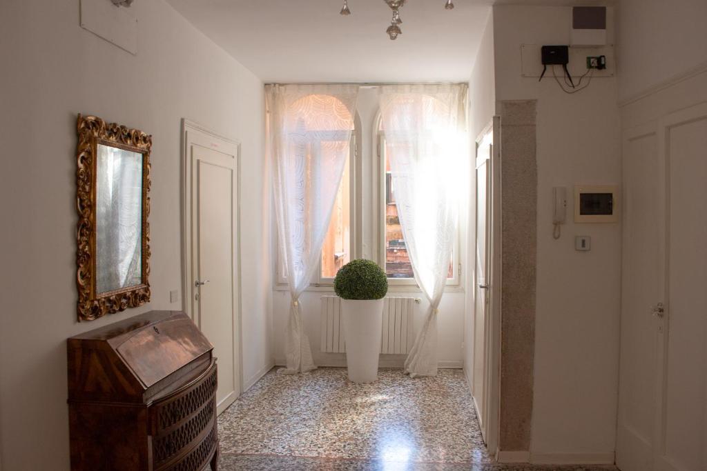 Porta Orientalis Venice photo 4