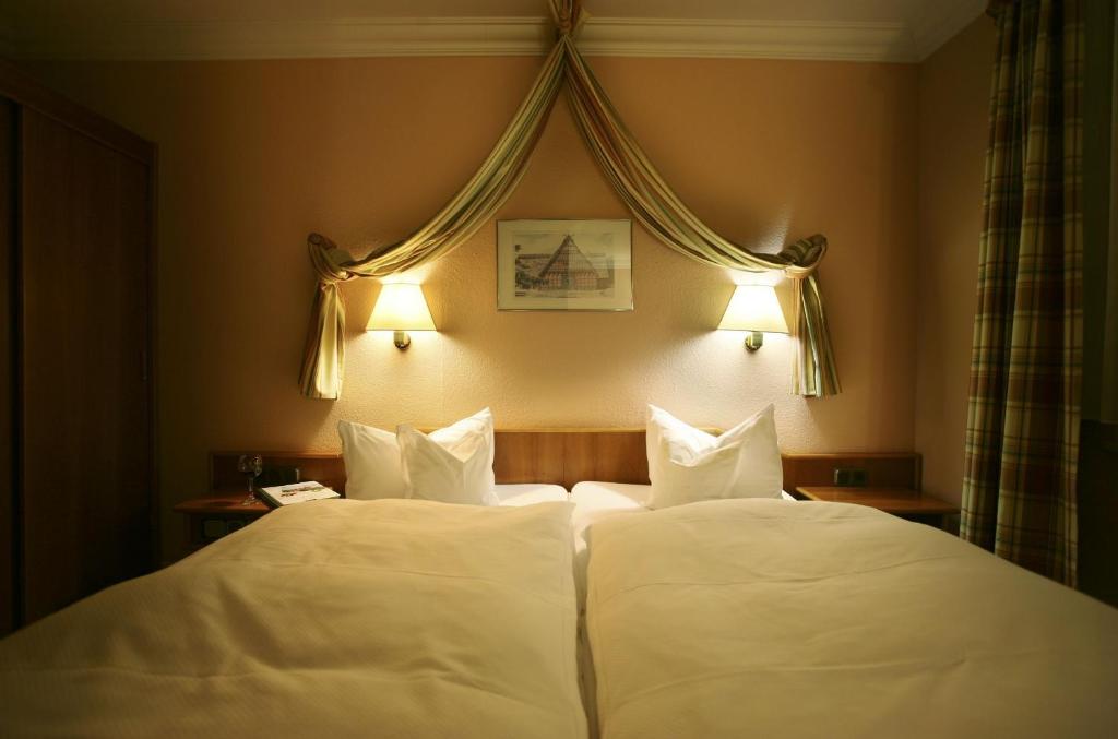 Hotel Grüne Tanne Mandelholz photo 4