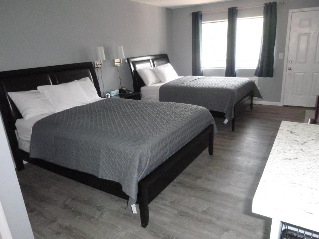 Sierra Inn image